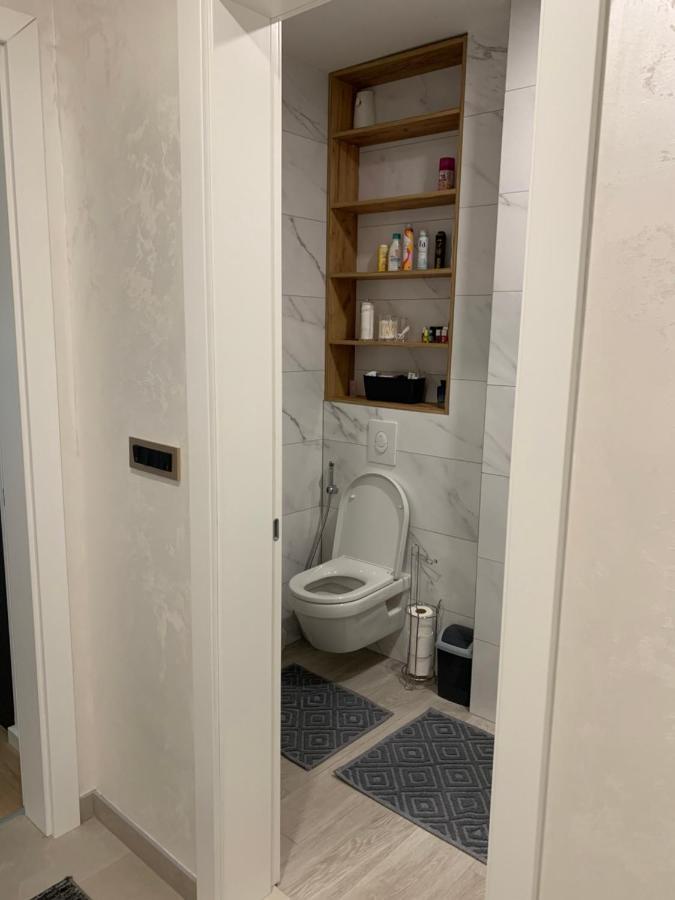 Park Lake Suite ทูซลา ภายนอก รูปภาพ